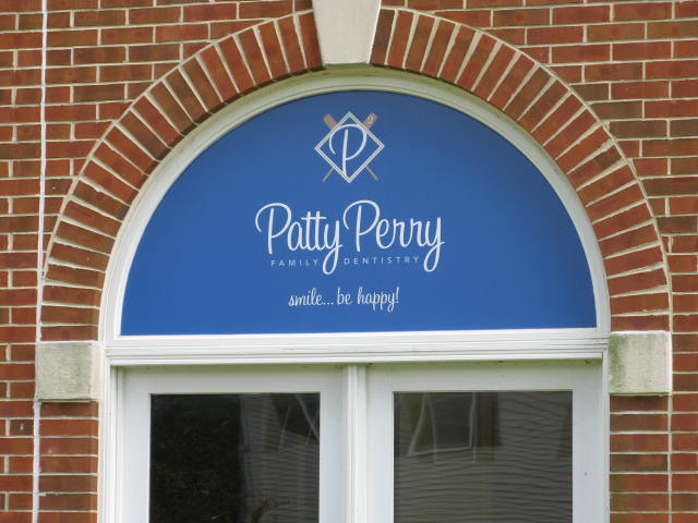 Seeing Double! How to Manufacture 2-Sided Window Graphics